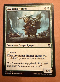 Avenging Hunter Commander Legends: Battle for Baldur's Gate Regular MTG NM 215 - Image 1
