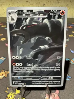 Pokemon TCG Houndoom 066/064 Shrouded Fable Illustration Rare Full Art - Image 1