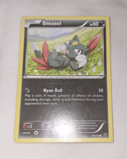 Pokemon TCG Sneasel 60/114 RARE MISCUT (XY Steam Siege) - Image 1