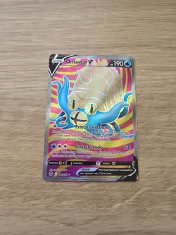 Pokemon TCG Omastar v Full Art Silver Tempest Holo Ultra Rare Card 174/195 - Image 2