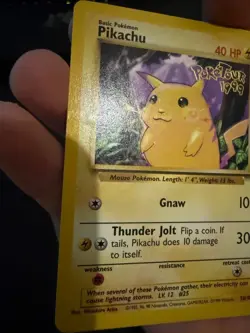 Pikachu PokeTour 1999 Australia Exclusive Gold Stamp Pokemon Card LP With A Dent - Image 4