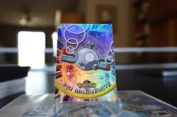 Topps Pokemon Card Magnemite #81 Rainbow Holo Blue Label First Print - Image 1