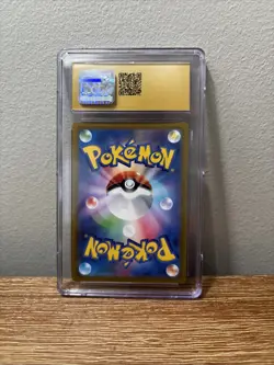 Pokemon Card Japanese Moltres Holo CGC 10 Pristine, VSTAR UNIVERSE 018/173, 2022 - Image 2