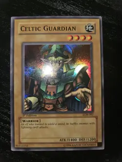 Celtic Guardian LOB-007 GLOSSY Super Rare 1st Edition Yu-Gi-Oh - Image 2