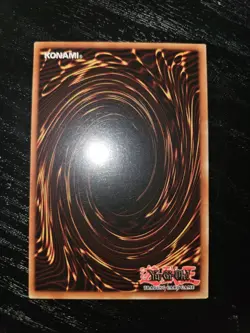 Celtic Guardian LOB-007 GLOSSY Super Rare 1st Edition Yu-Gi-Oh - Image 3