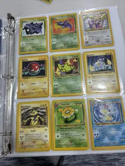 Pokemon vintage binder collection - Image 5