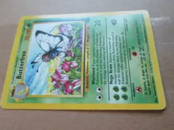 Butterfree - 33/64 - Uncommon WOTC TCG—Jungle Pokemon Card - Image 4