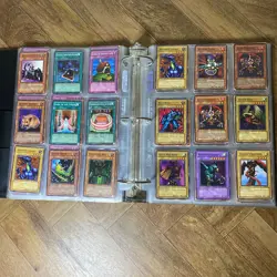 Vintage Yu-Gi-Oh 350+ Card Lot Binder Collection + 3 Game Mats - Image 2