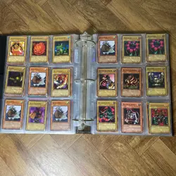 Vintage Yu-Gi-Oh 350+ Card Lot Binder Collection + 3 Game Mats - Image 3