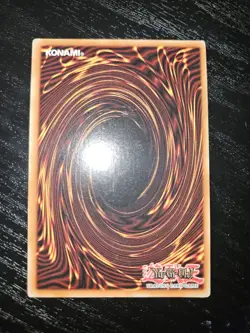 Yugioh Blue-Eyes White Dragon BPT-003 Secret Rare Limited 2002 Collectors Tin NM - Image 4