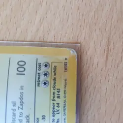 1999 Pokemon ZAPDOS #16/102 Base Set Unlimited Galaxy Star Holo Rare English - Image 3