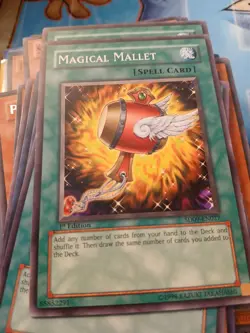 Magical Mallet SD09-EN027 Structure Deck: Dinosaur's Rage 1st Edition - Image 1
