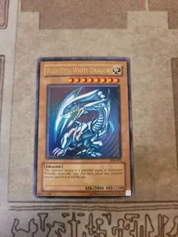 YUGIOH BLUE-EYES WHITE DRAGON SDK-001 ULTRA UNLIMITED ED NM/VLP VER. 2 - Image 2