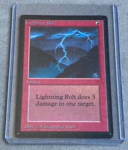 1993 vintage MAGIC THE GATHERING Lightning Bolt beta U CARD mtg - Image 1