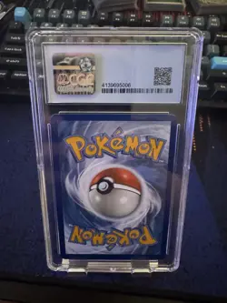 Pokemon Centiskorch VMAX Lost Origin TG15/TG30 Ultra Rare CGC 9.5, Blue Label - Image 2