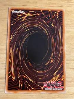 Yu-Gi-Oh! TCG Toon Dark Magician 2017 Mega-Tin Mega Pack MP17-EN083 1st Edition - Image 2