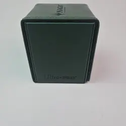 Mtg Ultra Pro Deck Box Mana 7 Leather Alcove Flip Magnetic Green Aw50817 - Image 5