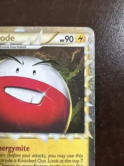 Electrode Prime 93/102 Pokemon TCG Triumphant DMG - Image 3