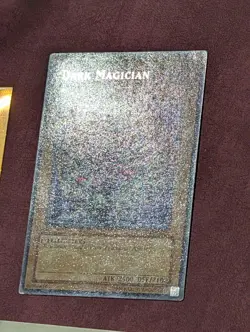 Yugioh | GLOSSY UNLIMITED | Dark Magician LOB-005 Ultra Rare Original MP - Image 3