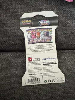 Pokemon: Sword & Shield Chilling Reign Sleeved Booster Pack Random Art 820650808470 - Image 2