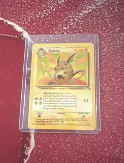 Raichu 29/62 Fossil Regular Pokemon Card - Image 1