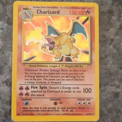 Pokemon TCG Charizard Card 4/102 Base Set Holo Rare 1999 English - Image 1