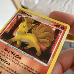 TCG Pokemon Vulpix (Shiny) SH6-12 Platinum Reverse Holo LP-NM - Image 3