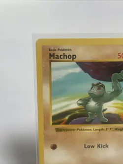 Pokemon Card Machop 52/102 Base Set SHADOWLESS NM-Mint - Image 3