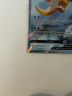 Pokemon Dragonite V Alternate Full Art 192/203 Evolving Skies Ultra Rare Holo - Image 3