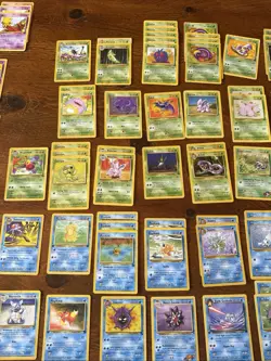 Pokemon Card Lot (322) Cards Base Jungle Fossil Team Rocket Includes 33 Rare - Image 3