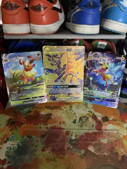 Pokemon Jumbo Card Lot (Pikachu, Flareon, Jolteon) 🔥🔥 - Image 1