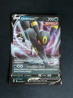 Pokemon TCG Umbreon v Evolving Skies Holo Ultra Rare Card 094/203 - Image 1