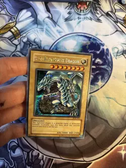 (WNU) Yugioh Blue-Eyes White Dragon PCK-001 Parallel Secret Rare Promo VLP - Image 3