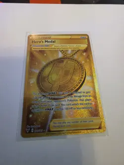 Hero's Medal 201/185 Secret Rare Vivid Voltage Pokemon Holo Near Mint - Image 1