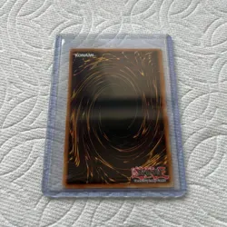Parlor Dragonmaid MAGO-EN023 Yu-Gi-Oh! Holofoil Premium Gold Rare 1st Edition NM - Image 2
