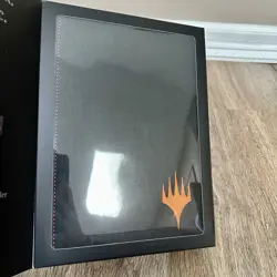 Mythic Edition 4-Pocket Zippered PRO-BINDER® for Magic: The Gathering - Image 3