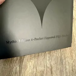 Mythic Edition 4-Pocket Zippered PRO-BINDER® for Magic: The Gathering - Image 5