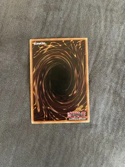 Blue-Eyes White Dragon Gold Rare 1st Edition PGL2-EN080 Konami Yu-Gi-Oh! TCG - Image 2