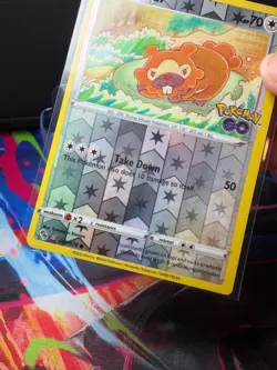 2022 - Bidoof (Peelable Ditto) 059/078 Pokemon GO Reverse Holo LP - Image 3