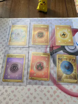 Pokemon TCG Gold Secret Rare Foil Energy & Trainer Capture Energy Lot - Image 1
