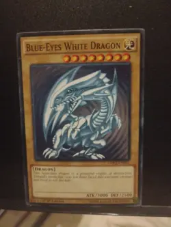 Yu-Gi-Oh Blue-Eyes White Dragon LDK2-ENK01 (VERSION 2) - Image 1
