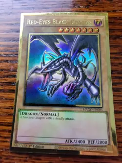 LP Red-Eyes Black Dragon MAGO-EN003 1st Edition MAXIMUM GOLD RARE Yu-Gi-Oh! - Image 1