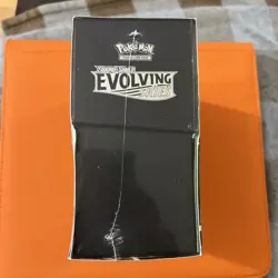 Pokemon Sword & Shield Evolving Skies Elite Trainer Box ETB Sealed (Has Tear) - Image 5