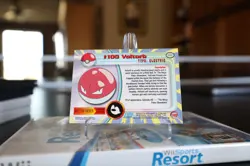 Topps Pokemon Card Voltorb #100 Rainbow Holo Blue Label First Print - Image 2