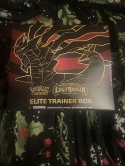 Pokemon Sword & Shield Lost Origin Elite Trainer Box Giratina English - Image 5