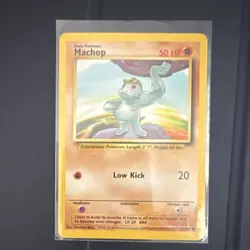 Pokemon Machop 52/102 Base Set Common Basic 50HP Regular English Card - Image 1