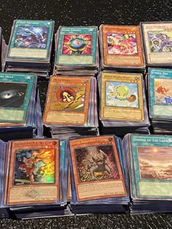 Yu-Gi-Oh Card Lot Vintage - Modern Over 2000 Cards Bulk Unsorted All Rarities - Image 4
