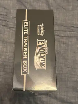 Pokemon Evolving Skies Elite Trainer Box (Leafeon/Umbreon/Jolteon/Flareon Sealed - Image 3
