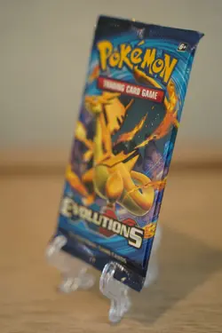 Pokemon TCG XY Evolutions Booster Pack 2016 Charizard Artwork Factory Sealed - Image 3