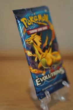 Pokemon TCG XY Evolutions Booster Pack 2016 Charizard Artwork Factory Sealed - Image 4